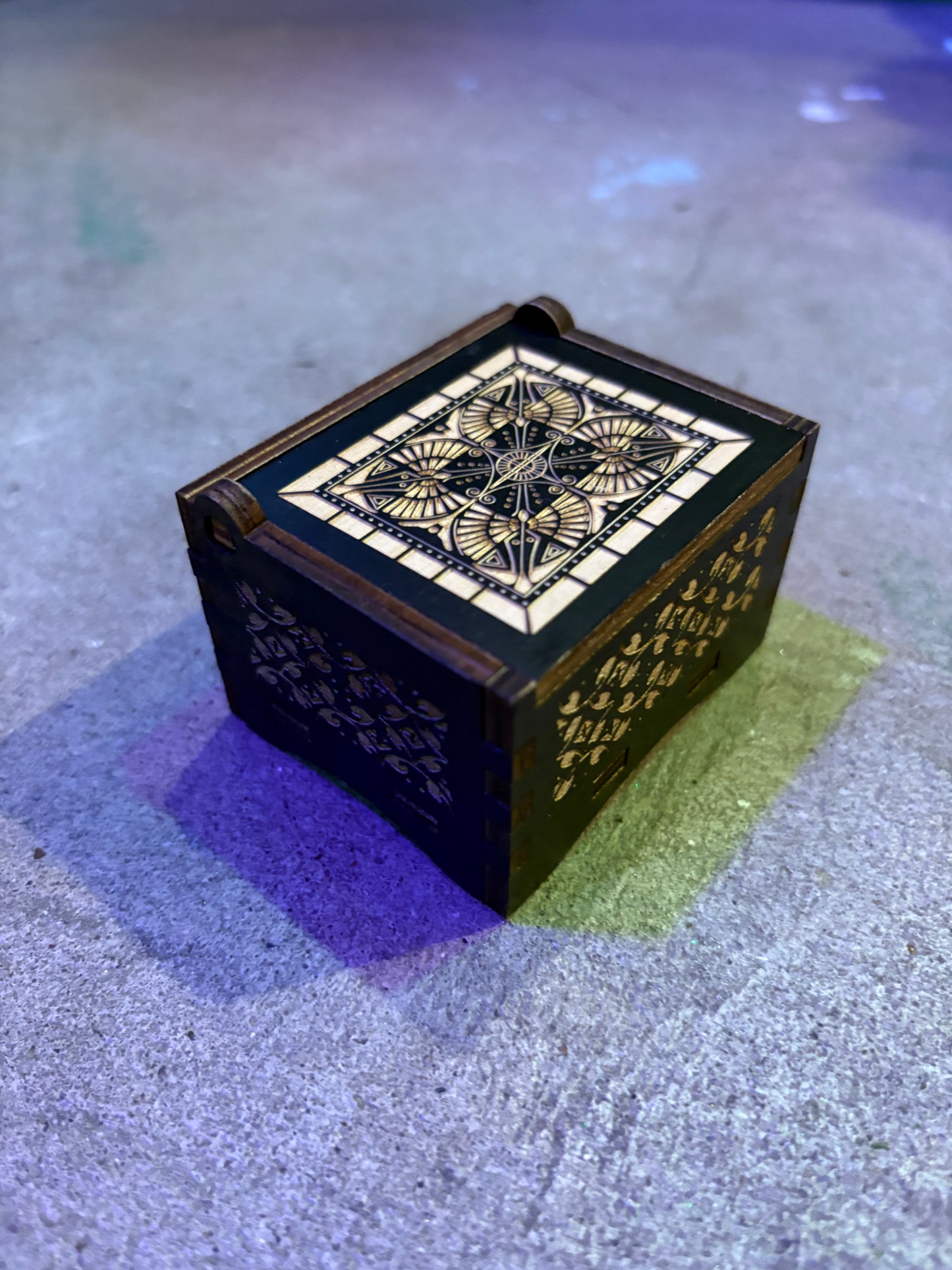 Labyrinth music box